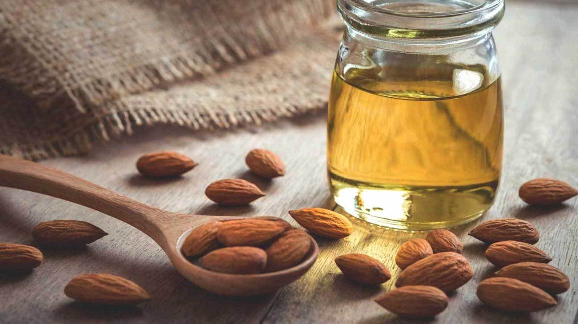 Almond Oil for Eczema, Rashes and Wrinkles along with other Hair and Skin Benefits